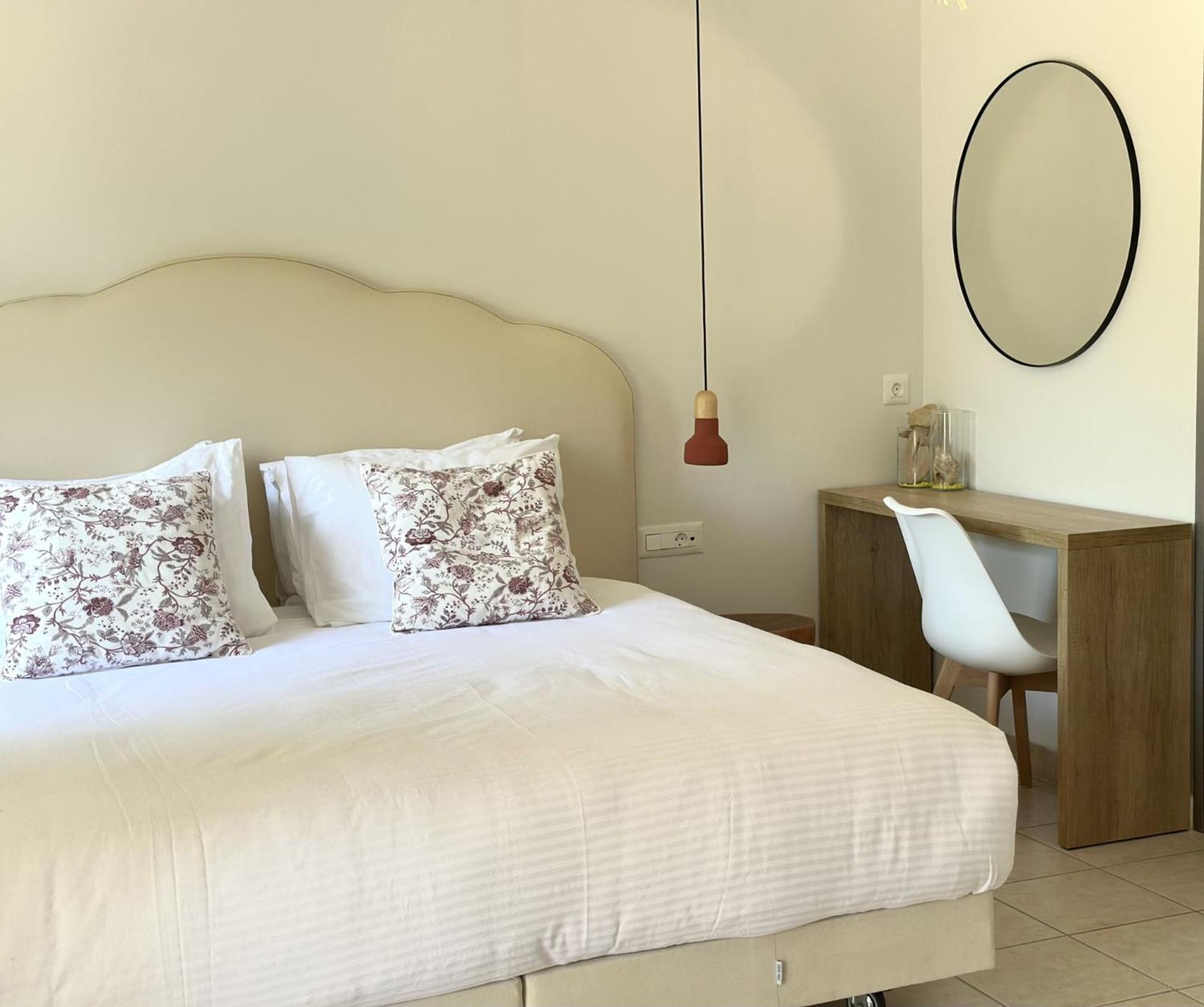 Lithies Sea View Boutique Hotel Koríthion Екстериор снимка